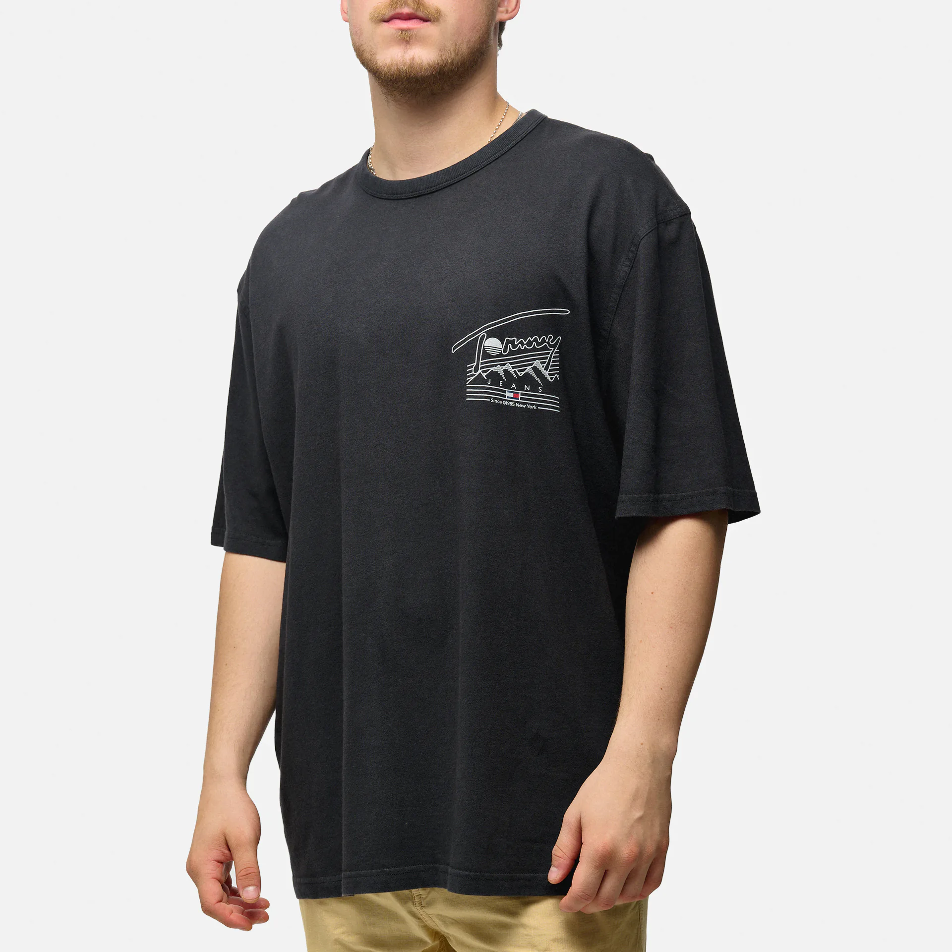 Tommy Jeans Oversized Vintage Explorer 1 T-Shirt Black